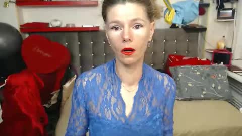 kelly online show from 10/02/25, 01:56