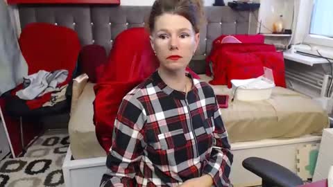 kelly online show from 10/06/25, 07:39