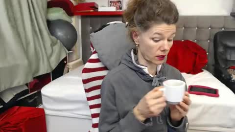 kelly online show from 02/20/26, 09:00