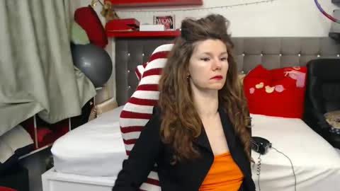 kelly online show from 02/25/26, 08:18