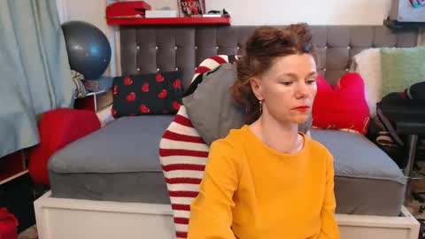 kelly online show from 04/05/26, 07:16