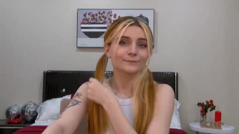 Kelly Stoneys online show from 01/26/25, 02:41