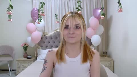 Kelly Stoneys online show from 02/25/25, 06:42