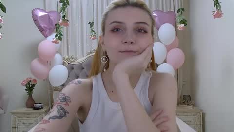 Kelly Stoneys online show from 03/07/25, 05:29