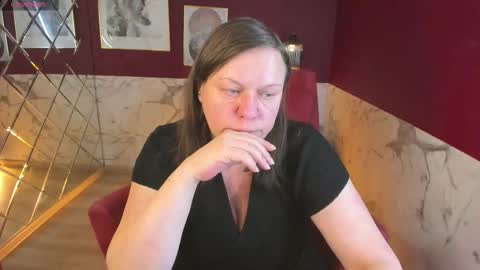 Kelly online show from 12/20/25, 01:07