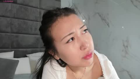 kellyy_bern online show from 10/04/25, 12:52