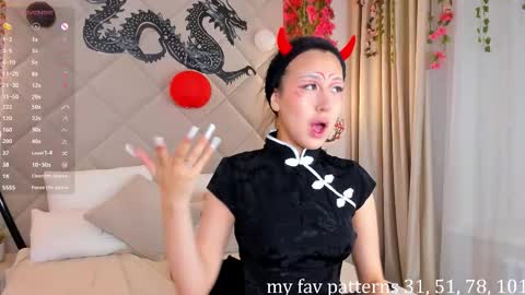 kellyy_bern online show from 11/20/25, 12:55