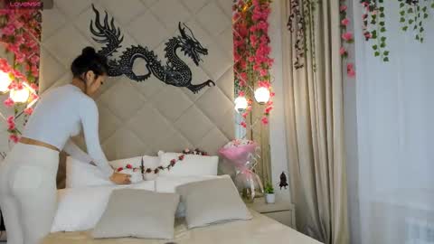 kellyy_bern online show from 11/26/25, 01:06