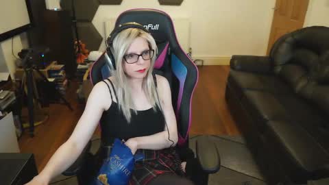 kelseycobalt online show from 02/13/25, 11:58