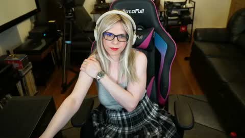 Snapshot of kelseycobalt chatting on 07/22/26, 10:12 kelseycobalt online show from 07/22/26, 10:12