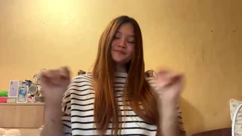 Snapshot of kelseycuesta chatting on 02/07/26, 06:00 Mia online show from 02/07/26, 06:00