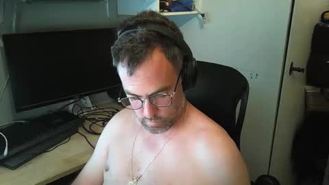 Snapshot of kelvin06133 chatting on 06/06/26, 10:14 kelvin06133 online show from 06/06/26, 10:14