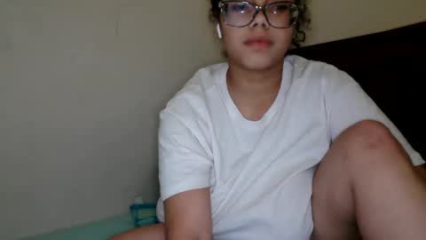 kelx0 online show from 03/03/25, 11:24