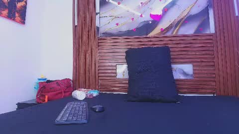 kemdall lopez online show from 07/12/26, 07:16