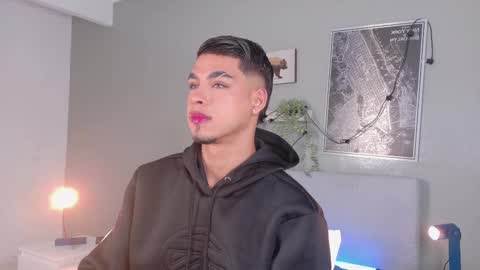   online show from 09/17/25, 11:34