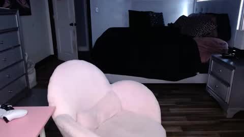 kenbbydoll3 online show from 10/24/25, 05:48