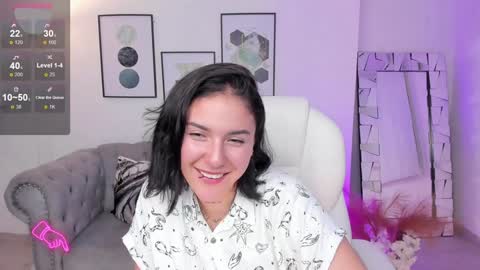 Snapshot of kendaall_jenner chatting on 01/11/25, 04:38 Kendall Jenner online show from 01/11/25, 04:38