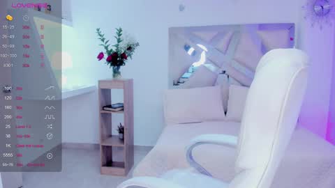 Snapshot of kendaall_jenner chatting on 02/16/25, 04:31 Kendall Jenner online show from 02/16/25, 04:31