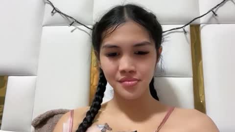 Snapshot of kendal_06 chatting on 11/17/25, 07:47 kendal_06 online show from 11/17/25, 07:47