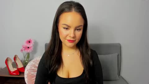 Snapshot of kendaldaisy chatting on 03/04/25, 05:24 KendalDaisy online show from 03/04/25, 05:24