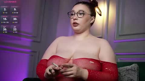  Kendal  online show from 10/05/25, 08:18