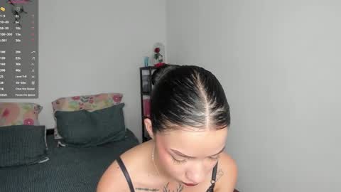 Snapshot of kendalgrey01 chatting on 12/28/24, 03:04 Kendal online show from 12/28/24, 03:04