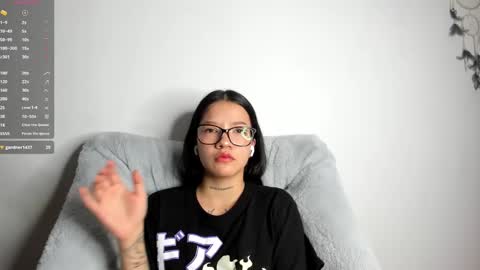 Snapshot of kendalgrey01 chatting on 03/06/25, 03:35 Kendal online show from 03/06/25, 03:35