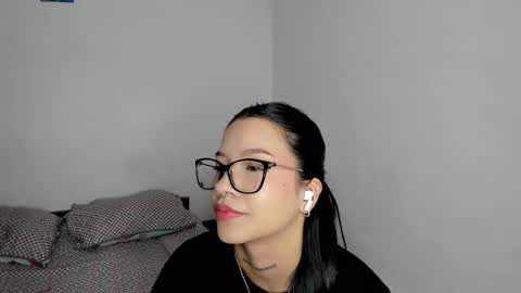 Snapshot of kendalgrey01 chatting on 09/10/25, 03:34 Kendal online show from 09/10/25, 03:34