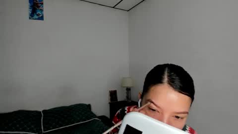 Snapshot of kendalgrey01 chatting on 12/19/25, 03:30 Kendal online show from 12/19/25, 03:30
