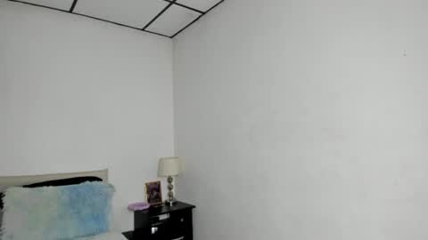 Snapshot of kendalgrey01 chatting on 06/25/26, 03:38 Kendal online show from 06/25/26, 03:38
