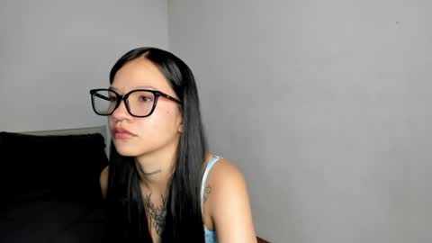 Snapshot of kendalgrey01 chatting on 07/21/26, 02:30 Kendal online show from 07/21/26, 02:30