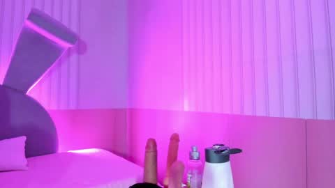 Snapshot of kendall_curves chatting on 04/13/26, 03:01 Kendall no Jenner online show from 04/13/26, 03:01