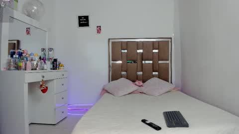 Snapshot of kendall_ewers chatting on 11/09/25, 11:36 Kendall ewers online show from 11/09/25, 11:36