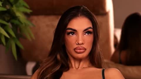 Snapshot of kendall_jolly chatting on 10/04/25, 07:01 Kendal online show from 10/04/25, 07:01