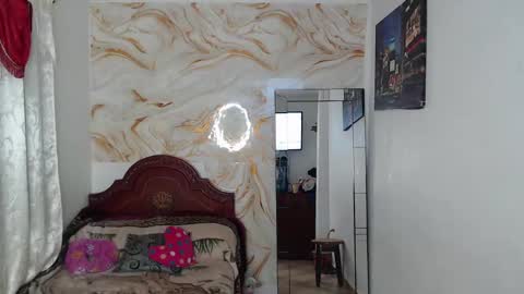 kendall  online show from 03/05/25, 05:18