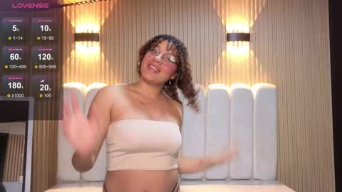 Snapshot of kendall_rossii_ chatting on 11/28/25, 03:20 kendall_rossii_ online show from 11/28/25, 03:20