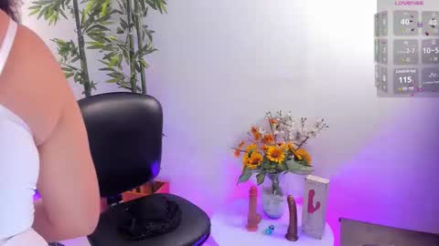 Snapshot of kendalljay_ chatting on 09/19/25, 09:26 Kendall online show from 09/19/25, 09:26