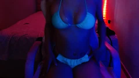 Snapshot of kendallrush2 chatting on 02/16/25, 08:55 Kendall Rush online show from 02/16/25, 08:55