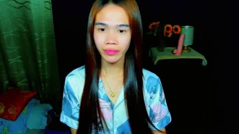 Snapshot of kendallspice_ chatting on 03/22/26, 06:00 Kendall online show from 03/22/26, 06:00