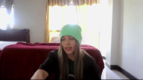 Snapshot of kendalltyler chatting on 02/07/25, 03:19 kendall online show from 02/07/25, 03:19