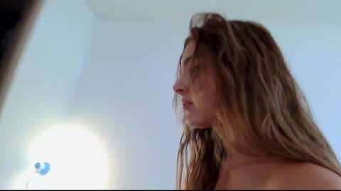 Snapshot of kendalltyler chatting on 02/21/25, 06:26 kendall online show from 02/21/25, 06:26