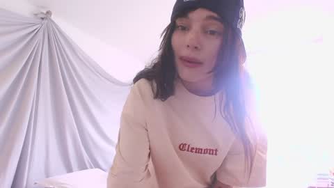 Snapshot of kendalltyler chatting on 09/10/25, 05:35 kendall online show from 09/10/25, 05:35