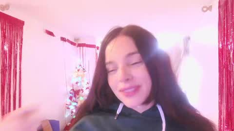 Snapshot of kendalltyler chatting on 12/03/25, 08:40 kendall online show from 12/03/25, 08:40