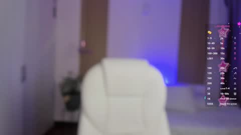 Snapshot of kendallwett chatting on 11/09/25, 08:07 Kendall online show from 11/09/25, 08:07