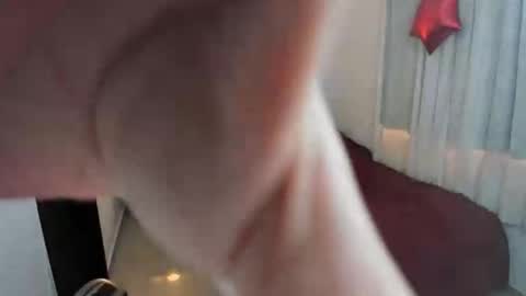 Snapshot of kendallwrist chatting on 04/25/26, 06:27 Fernanda online show from 04/25/26, 06:27