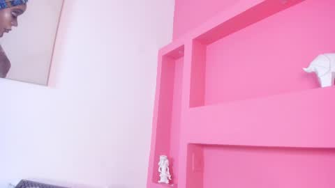 Snapshot of kendalprince chatting on 09/14/25, 05:28 Kendal online show from 09/14/25, 05:28