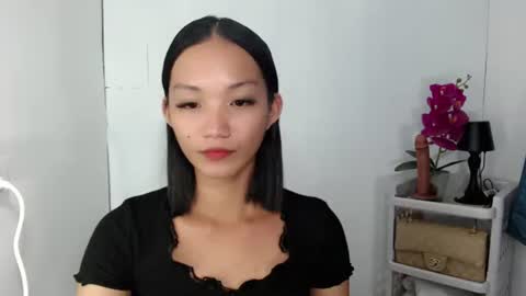 KENDAL online show from 10/12/25, 06:29