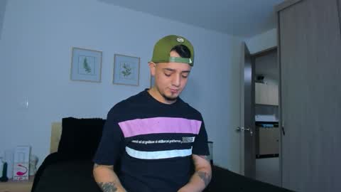 kendel_dimitri online show from 12/21/25, 01:57