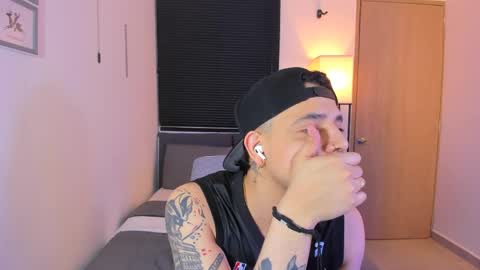 kendel_dimitri online show from 05/02/26, 03:33
