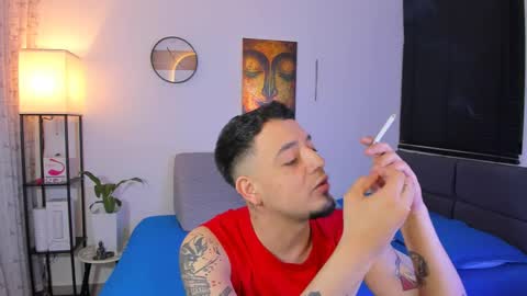 Snapshot of kendel_dimitri chatting on 06/07/26, 02:05 kendel_dimitri online show from 06/07/26, 02:05